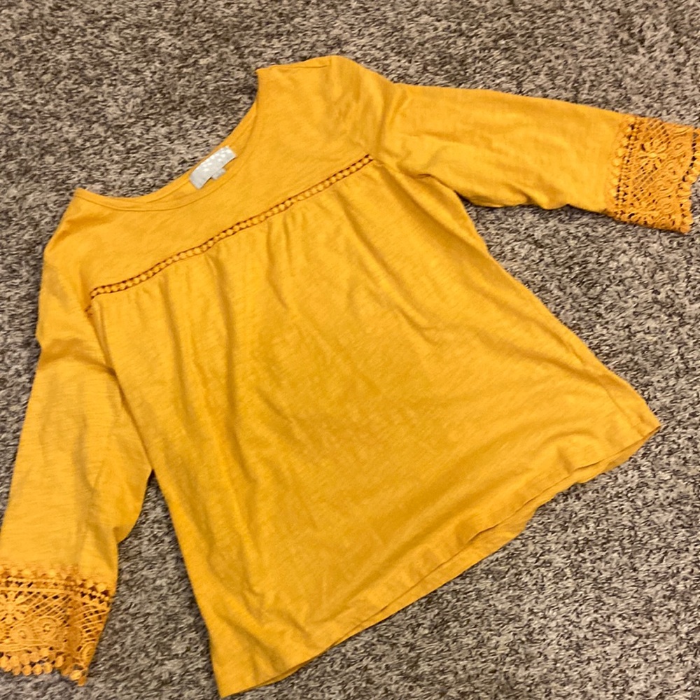 Carolyn Taylor Yellow Blouse